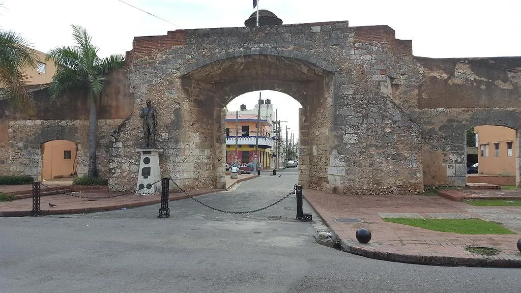Hostal Boutique Casa Osiris Santo Domingo 2*,